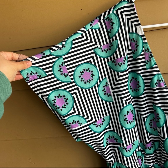 Eloquii Kiwi Romper - Size 18/20 - Summer Casual Vacation Resortwear - Picture 2 of 6